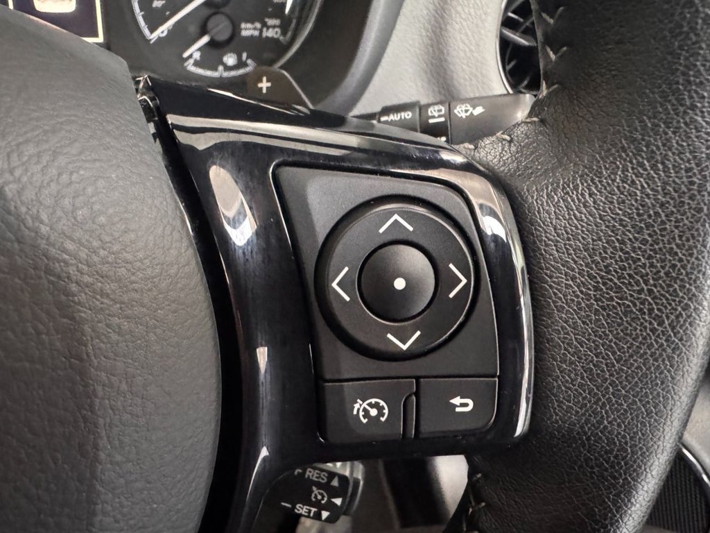 Used Toyota Yaris 2019 for sale - 77890928: Photo 35