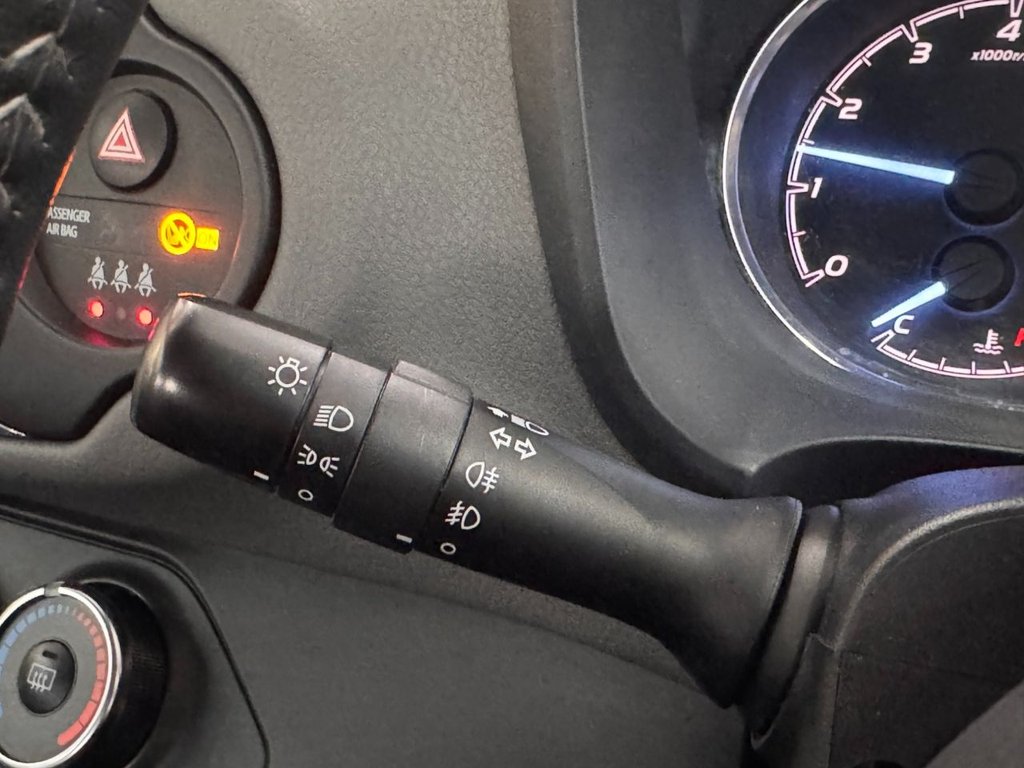 Used Toyota Yaris 2019 for sale - 77890928: Photo 39