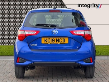 Used Toyota Yaris 2019 for sale - 77890928: Photo