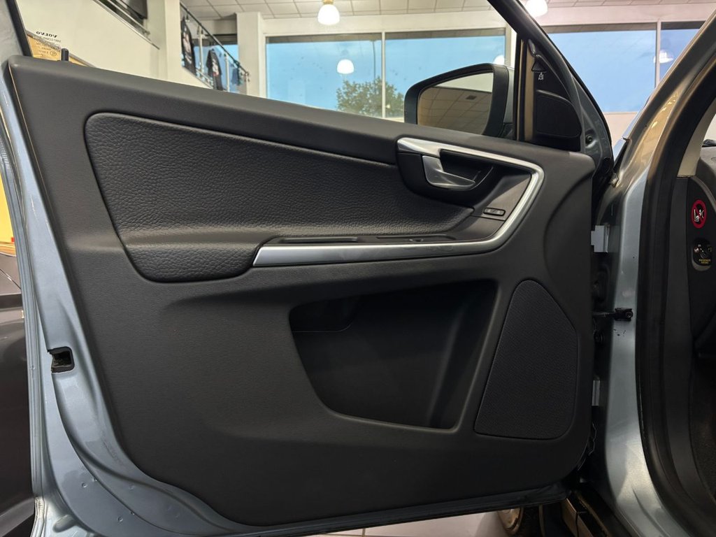 Used Volvo XC60 2012 for sale - 76590766: Photo 21