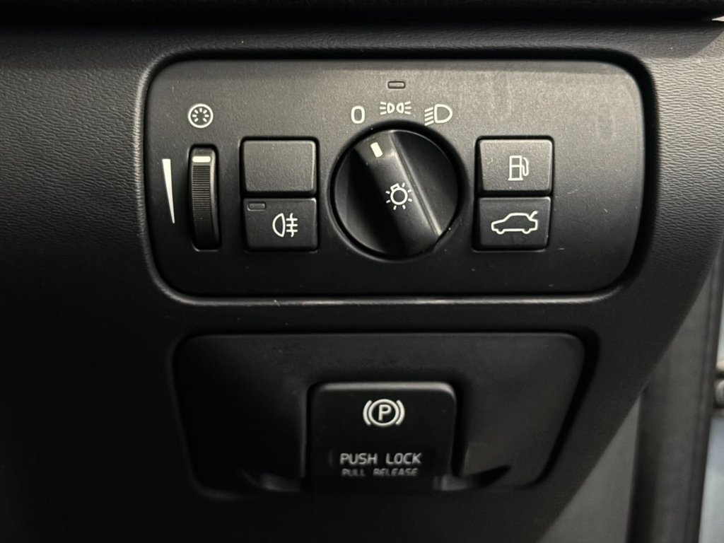 Used Volvo XC60 2012 for sale - 76590766: Photo 38