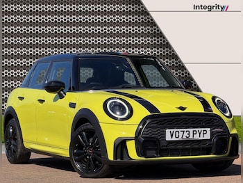 Used MINI Hatch 2023 for sale - 78167196: Photo