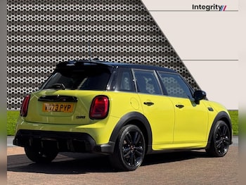 Used MINI Hatch 2023 for sale - 78167196: Photo