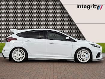 Used Ford Focus 2017 for sale - 79438036: Photo