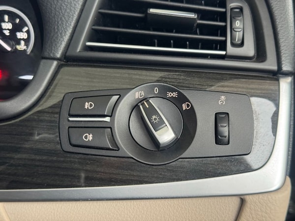 Used BMW 5 Series 2015 for sale - 75579618: Photo 33