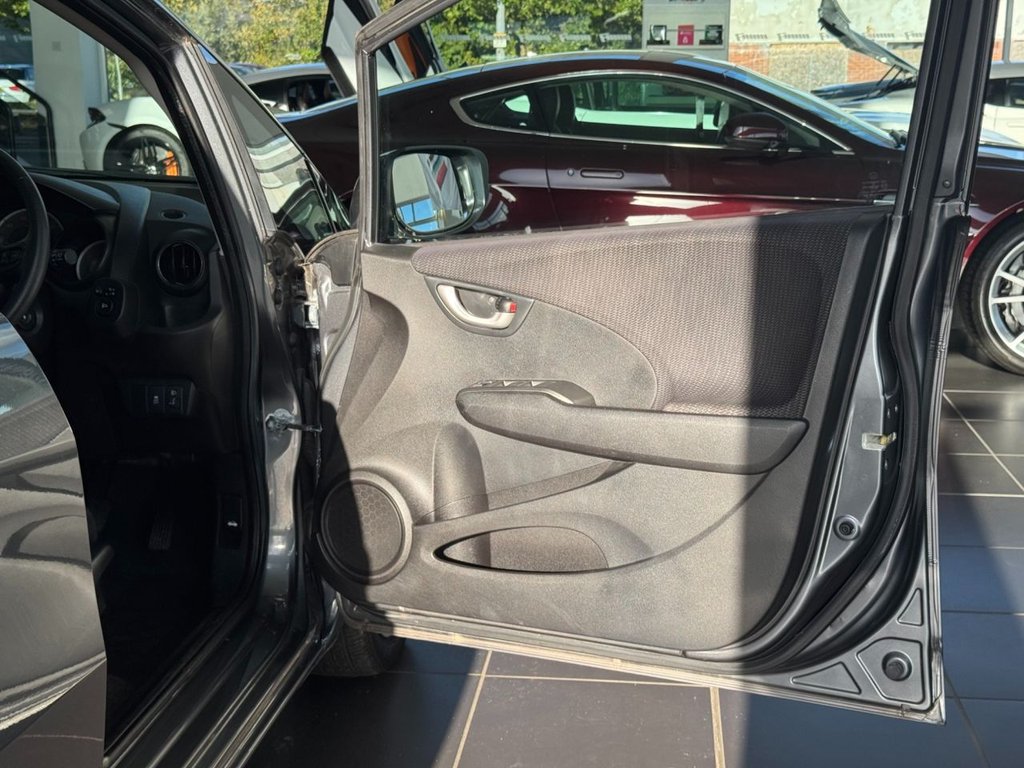 Used Honda Jazz 2013 for sale - 76386079: Photo 14