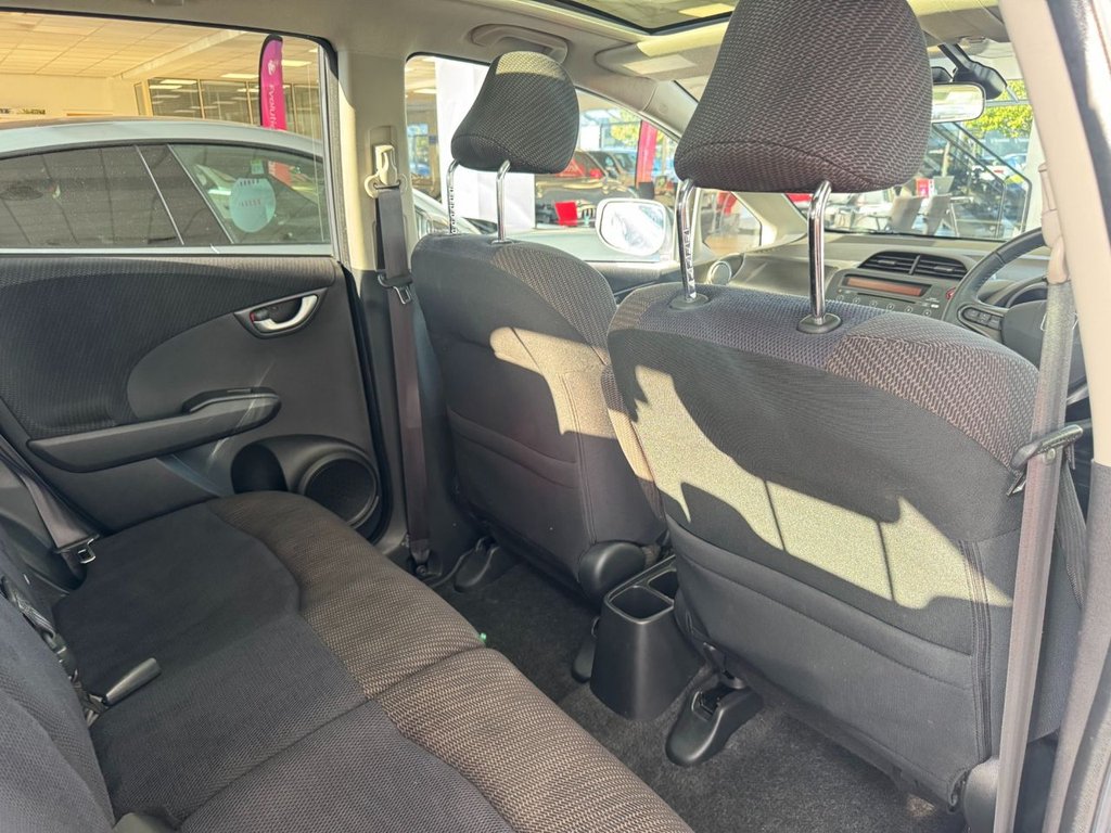 Used Honda Jazz 2013 for sale - 76386079: Photo 16