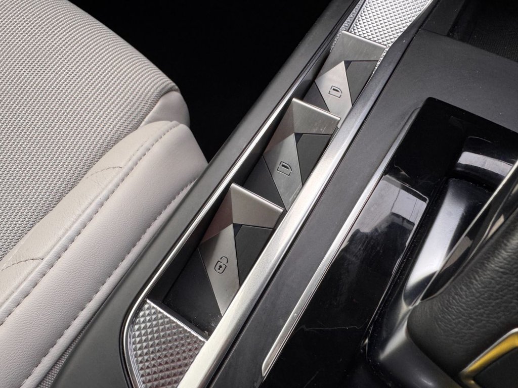 Used DS Automobiles DS 3 Crossback 2019 for sale - 77477237: Photo 40