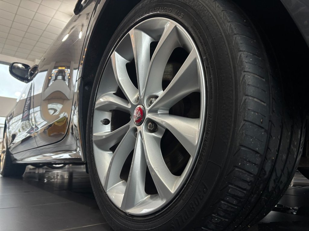 Used Jaguar XF 2016 for sale - 77302525: Photo 36