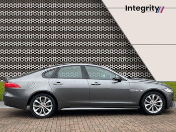 Used Jaguar XF 2016 for sale - 77302525: Photo