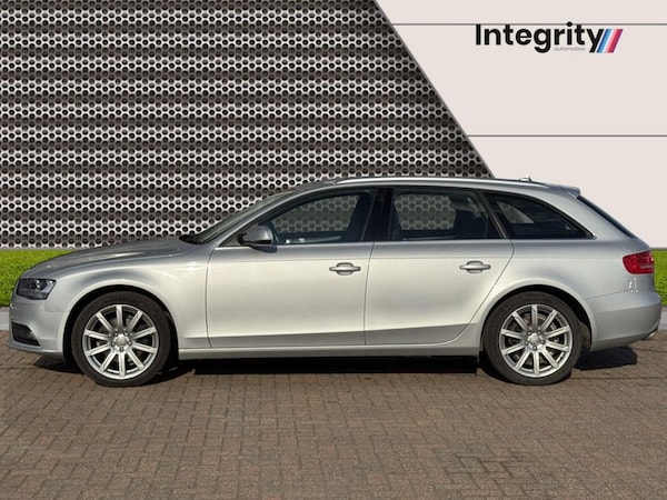 Used Audi A4 2014 for sale - 76279451: Photo 5