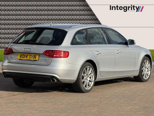 Used Audi A4 2014 for sale - 76279451: Photo 8