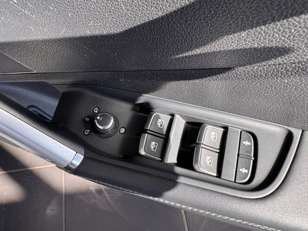 Used Audi SQ2 2019 for sale - 77937092: Photo 31