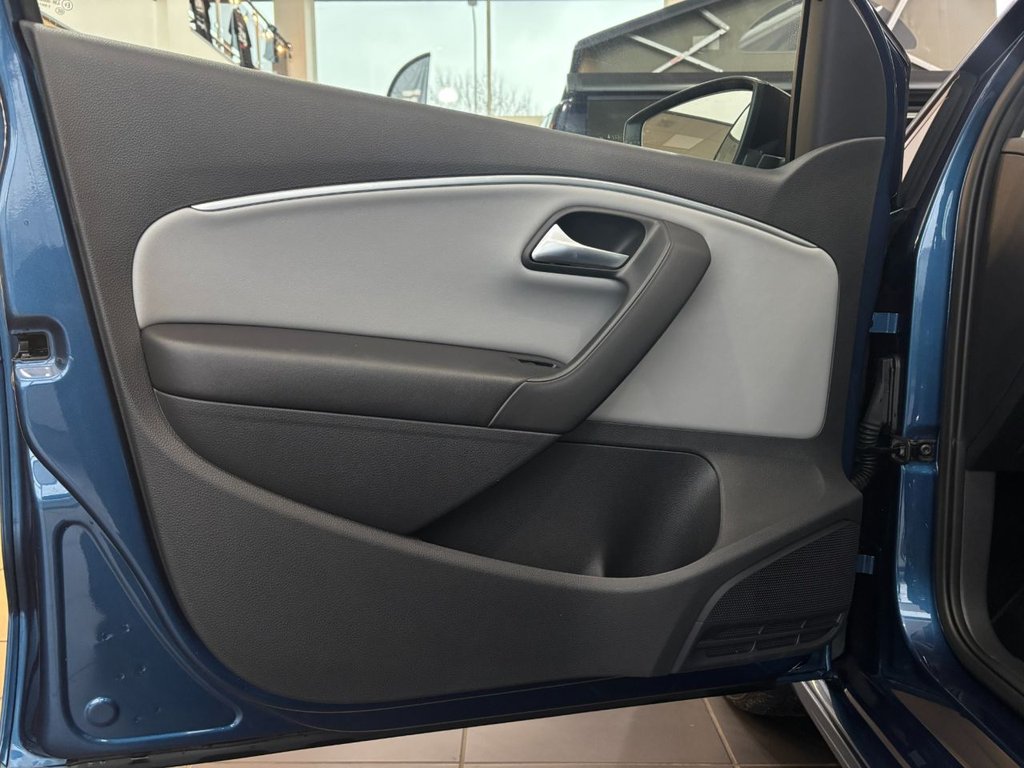 Used Volkswagen Polo 2016 for sale - 77621044: Photo 47