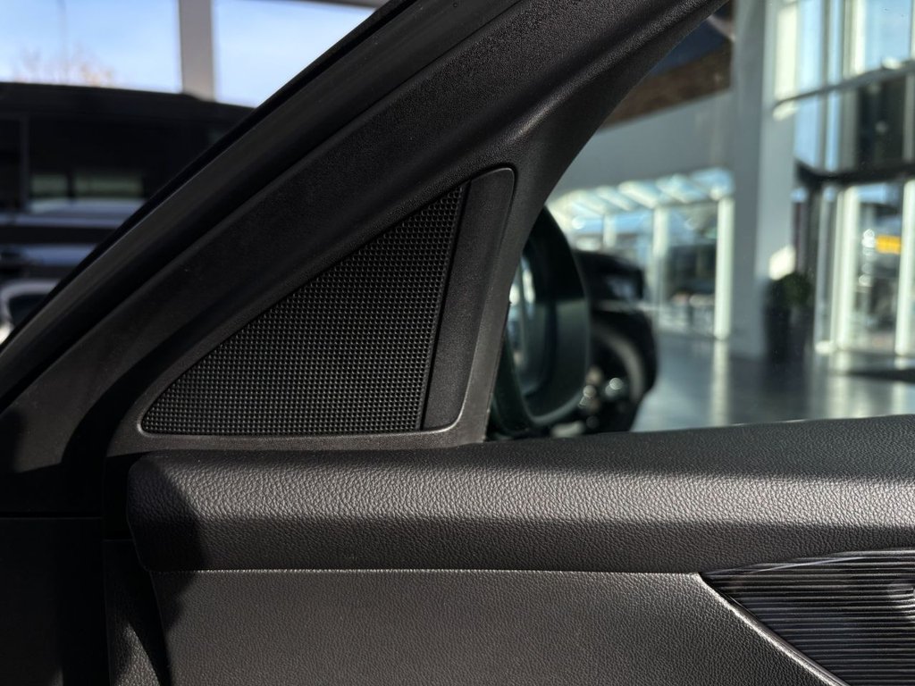 Used Vauxhall Insignia 2017 for sale - 76686291: Photo 21