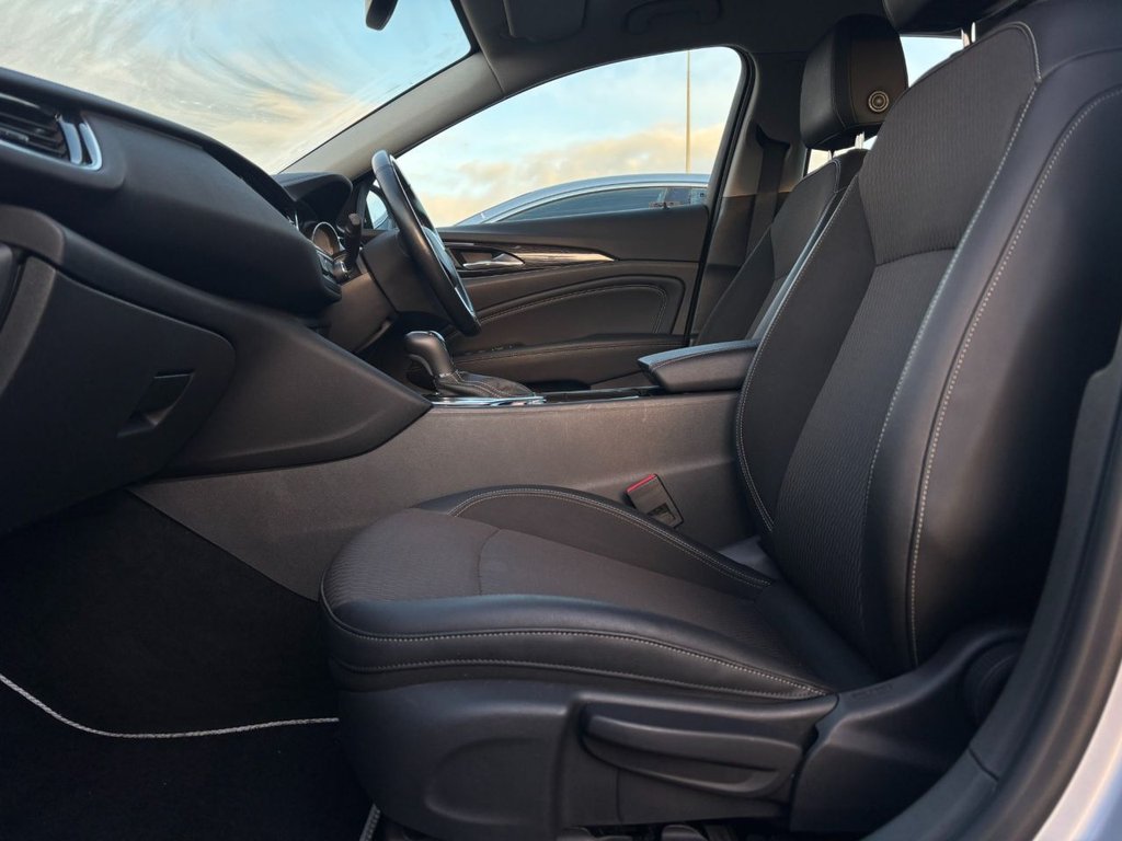 Used Vauxhall Insignia 2017 for sale - 76686291: Photo 31