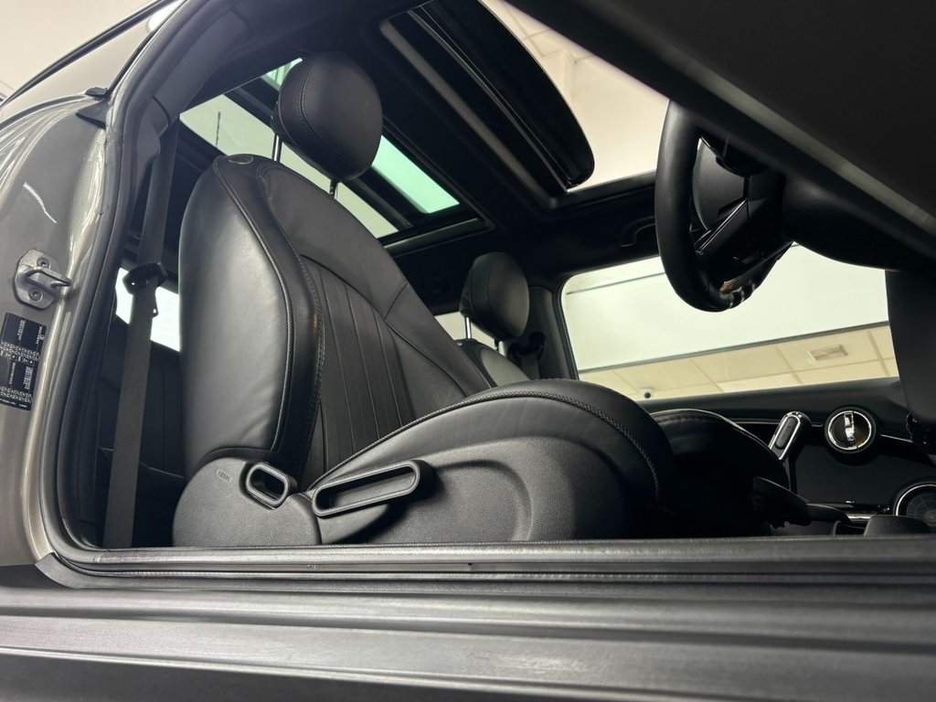 Used MINI Hatch 2018 for sale - 77521231: Photo 16