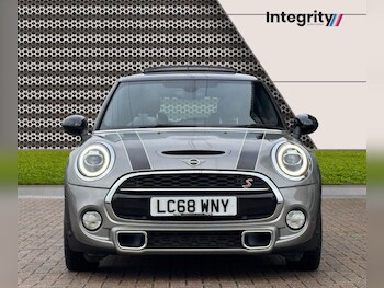 Used MINI Hatch 2018 for sale - 77521231: Photo