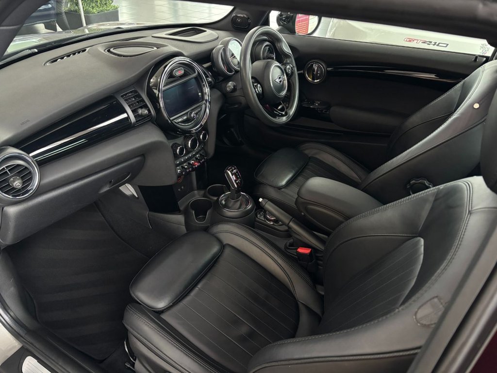 Used MINI Hatch 2018 for sale - 77521231: Photo 42