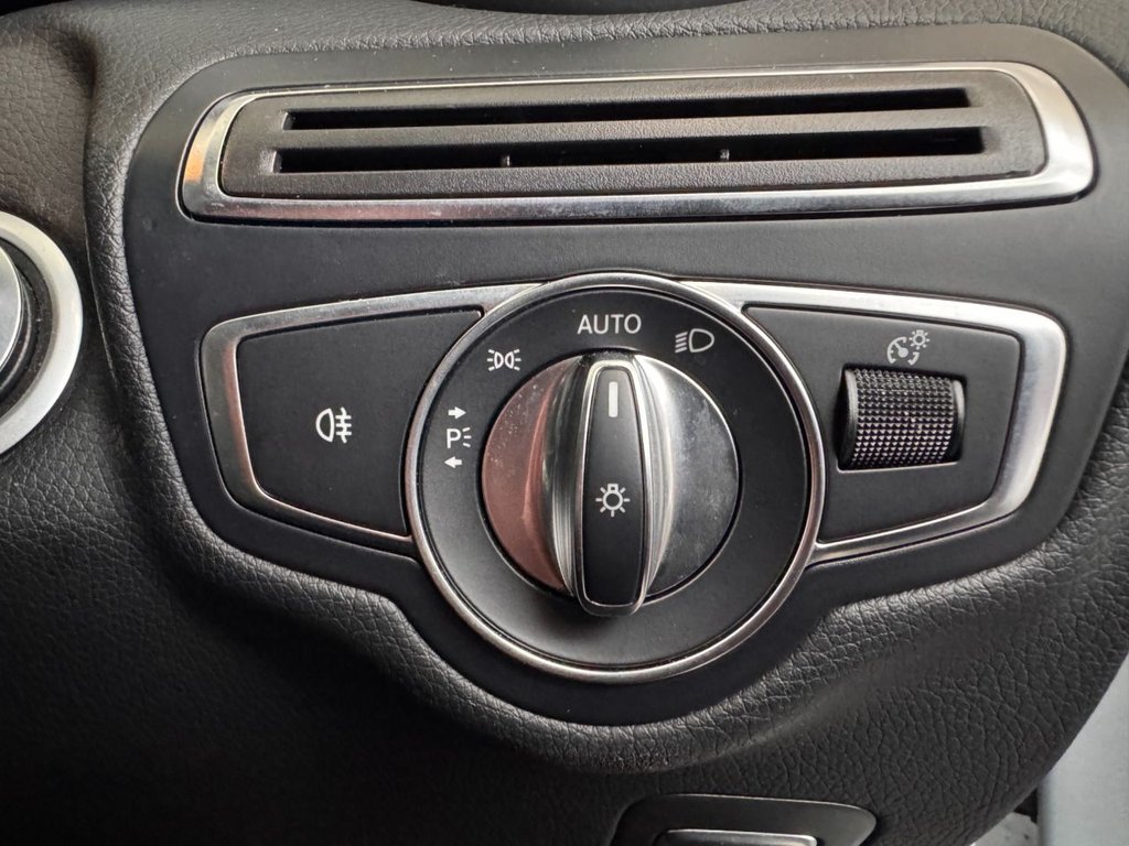 Used Mercedes-Benz C Class 2018 for sale - 77748720: Photo 34