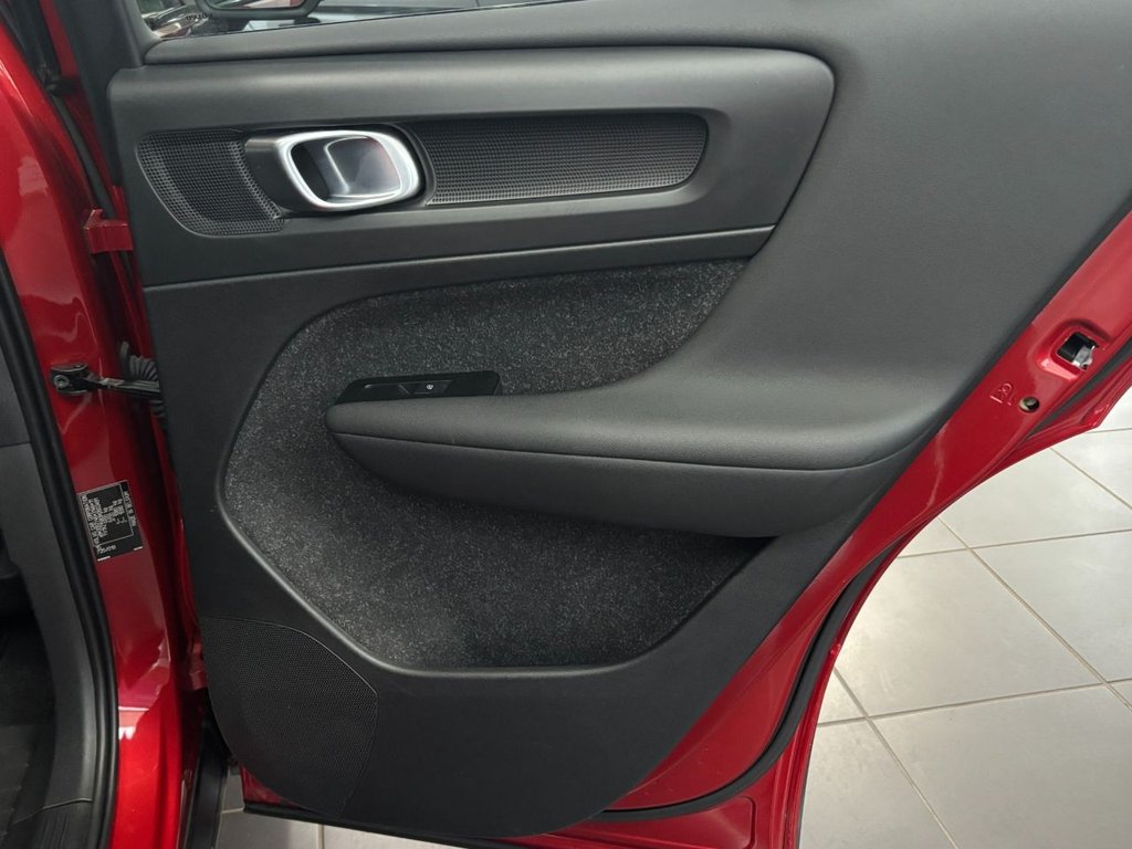 Used Volvo XC40 2021 for sale - 77288321: Photo 37