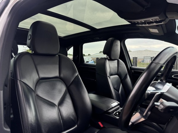 Used Porsche Cayenne 2017 for sale - 75416570: Photo 13