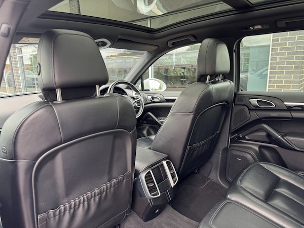 Used Porsche Cayenne 2017 for sale - 75416570: Photo 22