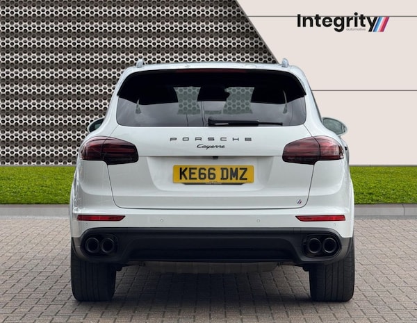 Used Porsche Cayenne 2017 for sale - 75416570: Photo 7