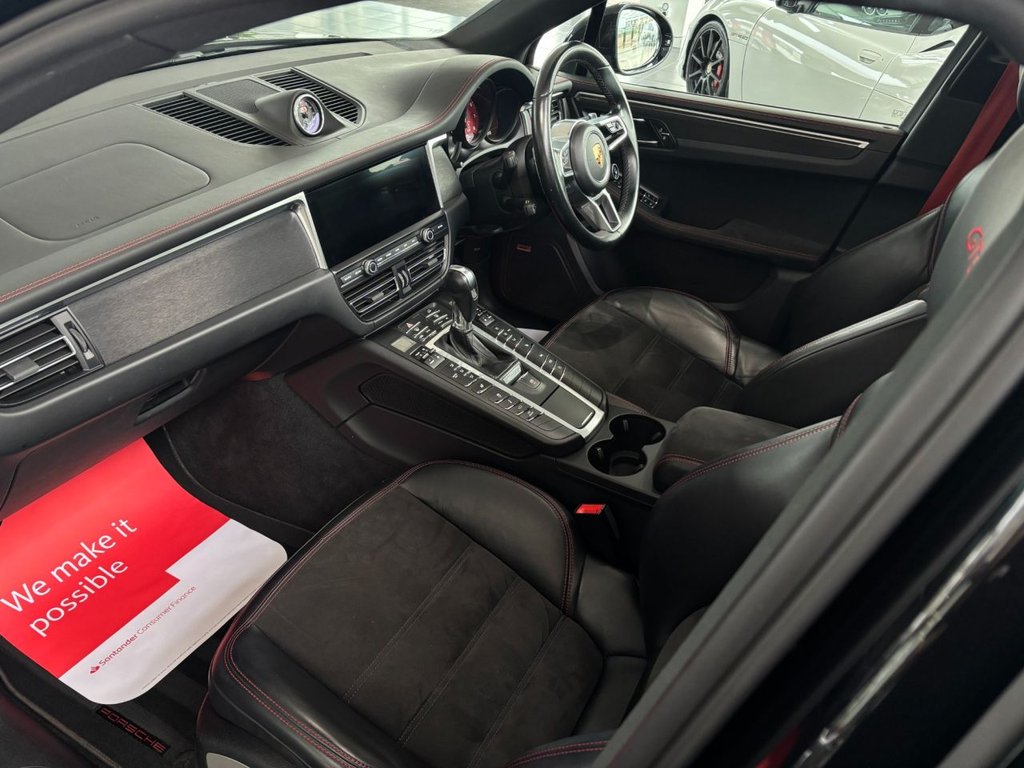 Used Porsche Macan 2020 for sale - 77594190: Photo 45