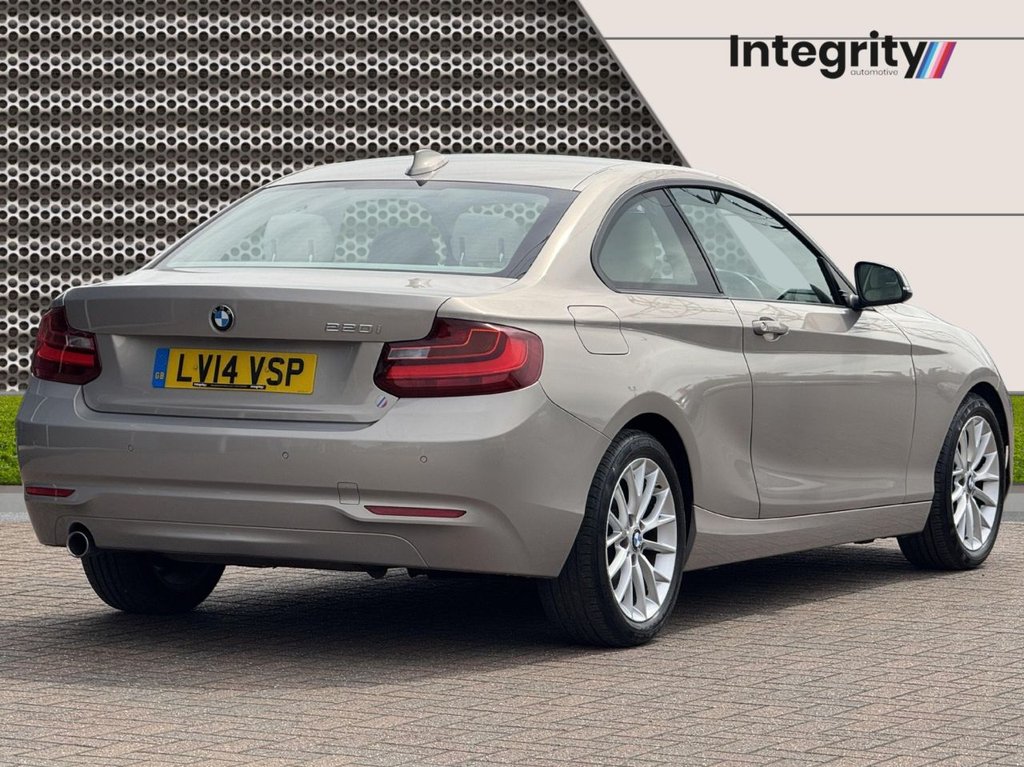 Used BMW 2 Series 2014 for sale - 76385997: Photo 8