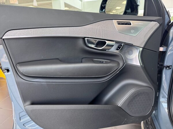Used Volvo XC90 2023 for sale - 75606957: Photo 33