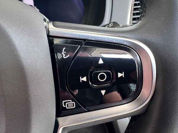 Used Volvo XC90 2023 for sale - 75606957: Photo 40
