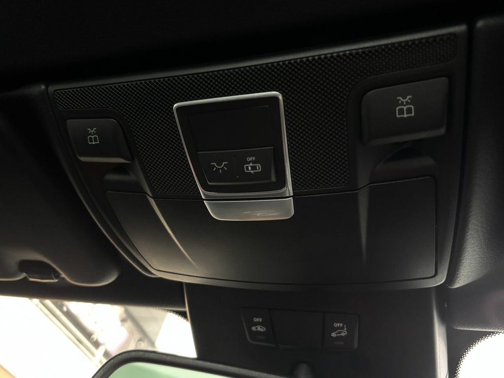 Used Mercedes-Benz SL 2014 for sale - 76496130: Photo 42