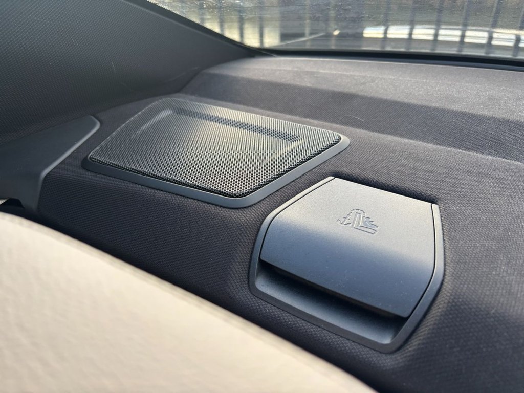 Used BMW 3 Series 2015 for sale - 76973073: Photo 38