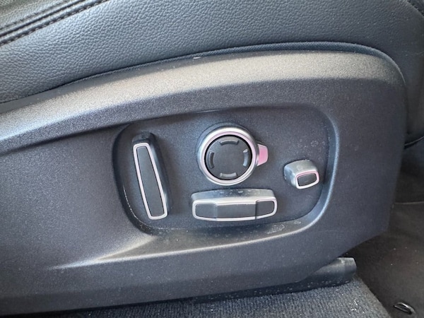 Used Jaguar F-Pace 2021 for sale - 74639055: Photo 35