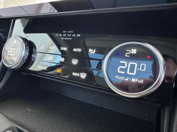 Used Jaguar F-Pace 2021 for sale - 74639055: Photo 46