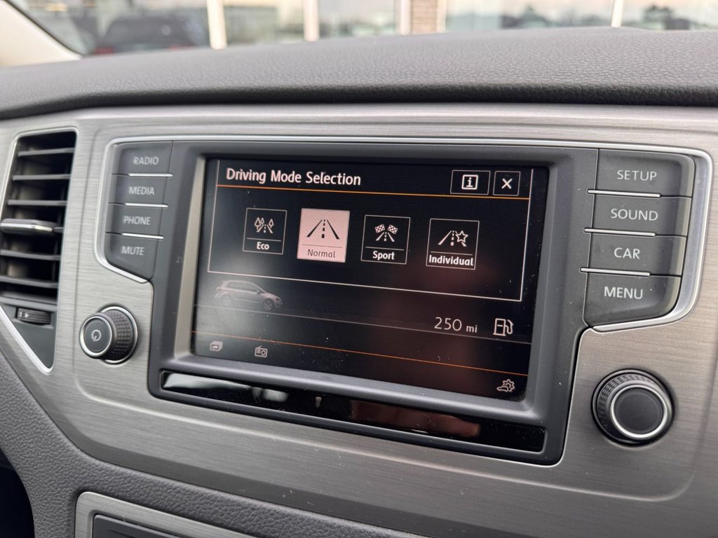 Used Volkswagen Golf SV 2015 for sale - 77369499: Photo 45