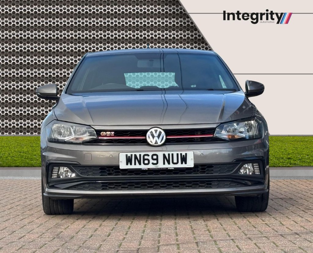 Used Volkswagen Polo 2019 for sale - 76665839: Photo 2