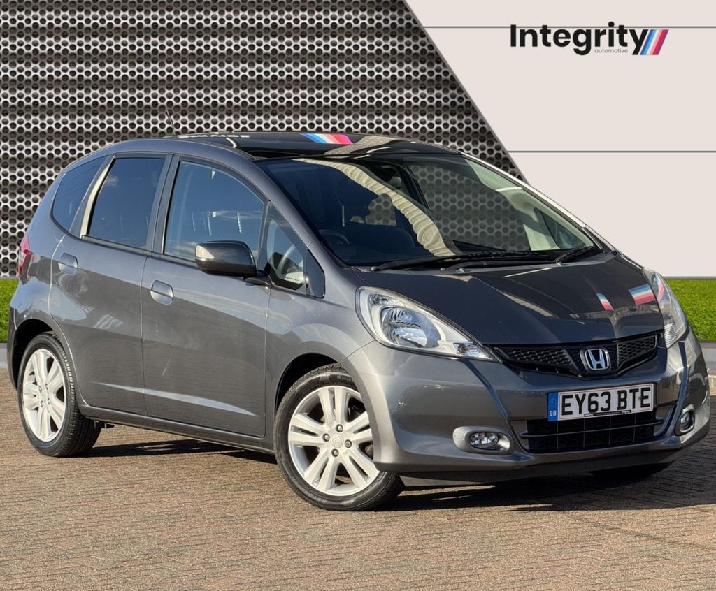 Used Honda Jazz 2013 for sale - 76056881: Photo 1