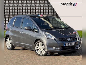 Used Honda Jazz 2013 for sale - 76056881: Photo