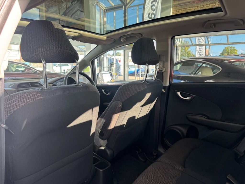 Used Honda Jazz 2013 for sale - 76056881: Photo 21