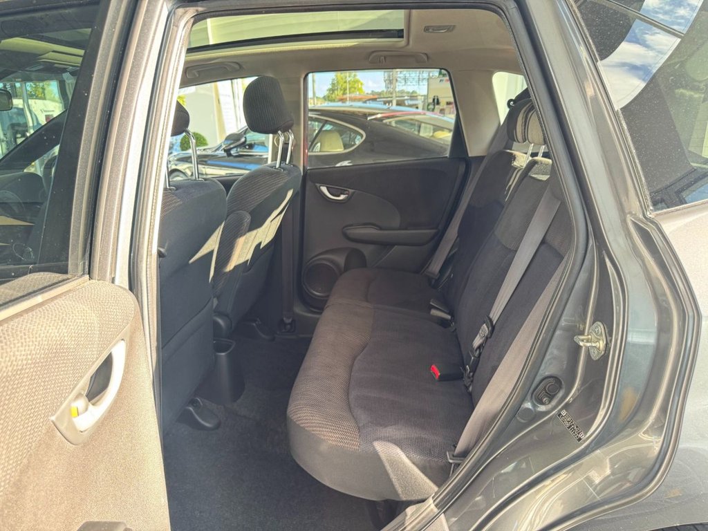 Used Honda Jazz 2013 for sale - 76056881: Photo 22