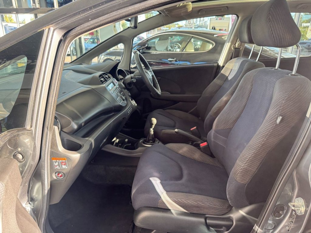 Used Honda Jazz 2013 for sale - 76056881: Photo 27