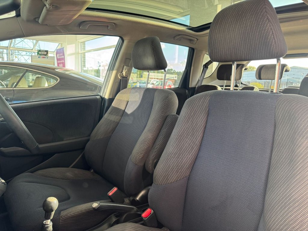Used Honda Jazz 2013 for sale - 76056881: Photo 28