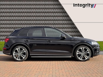 Used Audi Q5 2020 for sale - 76303756: Photo 2