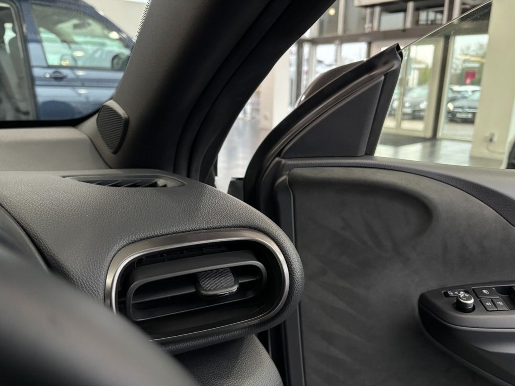 Used Toyota Yaris 2021 for sale - 77621833: Photo 22