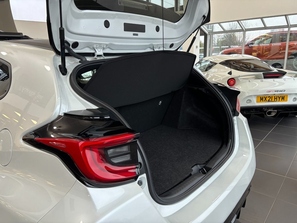 Used Toyota Yaris 2021 for sale - 77621833: Photo 33