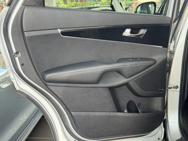 Used Kia Sorento 2015 for sale - 75752810: Photo 27