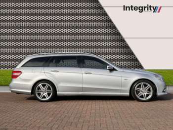 Used Mercedes-Benz E-Class 2010 for sale - 75201165: Photo