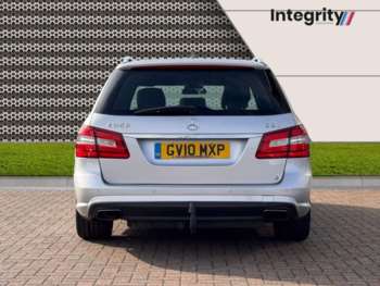 Used Mercedes-Benz E-Class 2010 for sale - 75201165: Photo